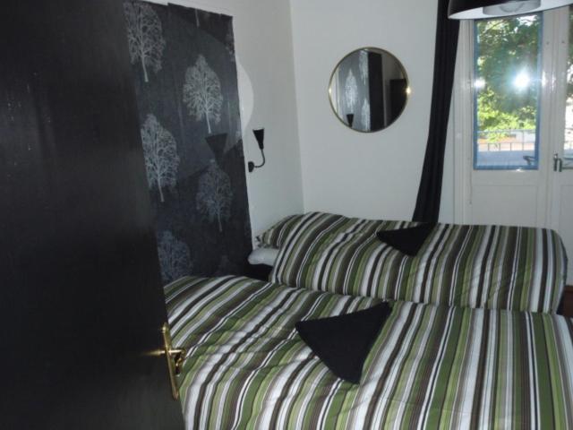 Hotel Gustav Bed & Kitchenette Gotemburgo Exterior foto